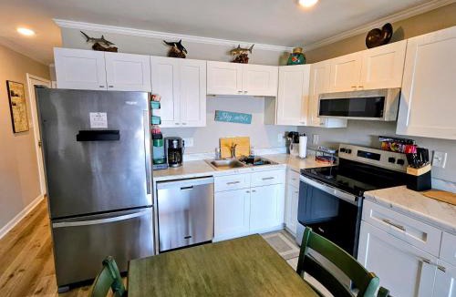Sneads Ferry House | Beachfront Bungalow 125