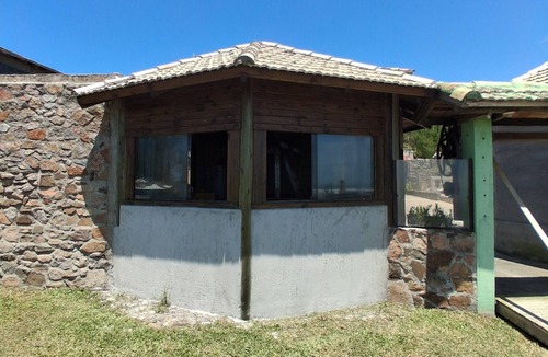 Vila Alvorada House | Beachfront bungalow