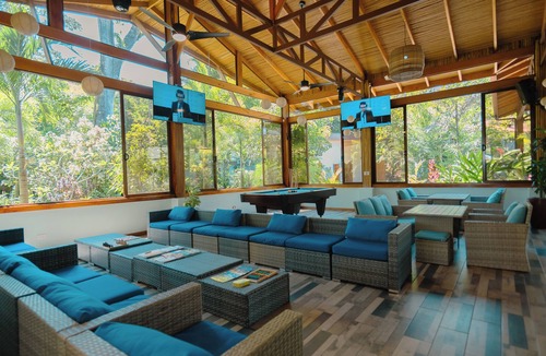 Punta Uva Hotel | Beachfront Bungalows Hotel