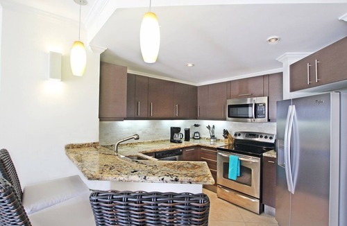 Dover Apartment | Beachfront Condo with Pool - Sapphire 205 (2 bed)