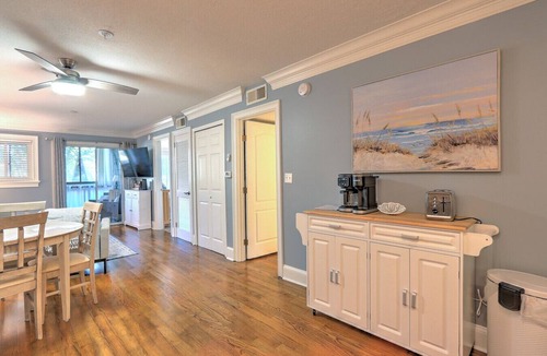 Palmetto Dunes Condo | Beachfront Complex - 3 pools & Tennis - King Bed