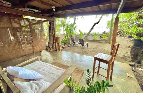 Garza House | Beachfront Cabina at The House of Waves