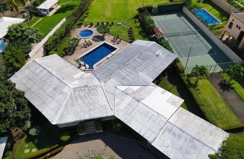 Barranca Villa | Beachfront Casa Cres | 6BR Luxury Villa with Private Pools, BBQ & Tennis