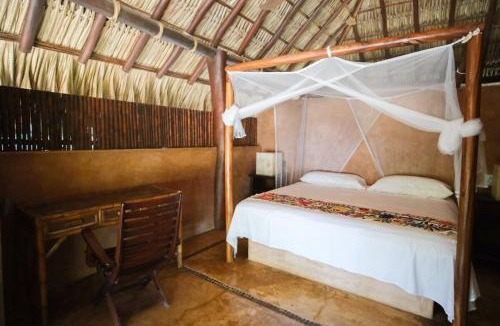 Troncones Apartment | Beachfront Casa Palmillas Troncones with pool and 3rooms