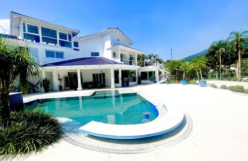 Tabatinga House | Beachfront Condominium Costa Verde Tabatinga - Caraguatatuba - With daily staff