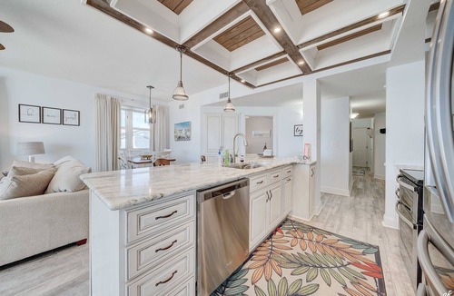 Miramar Beach Condo | Beachfront condo, low floor