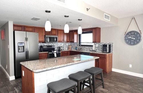 Biltmore Beach Condo | Beachfront Condo, Pool, 700 sq ft Balcony! Hot Tub,