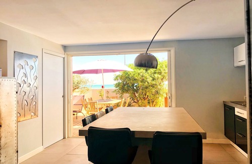 Narbonne-Plage Apartment | Beachfront cocooning vacation with terrace and amazing sea view
