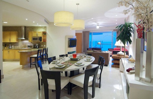 Nuevo Vallarta Condo | Beachfront condo with Vidanta membership