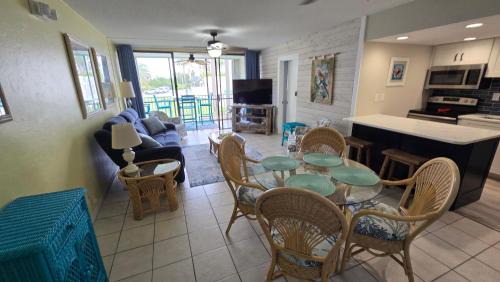 Marathon Apartment | Beachfront Condo on Coco Plum Beach