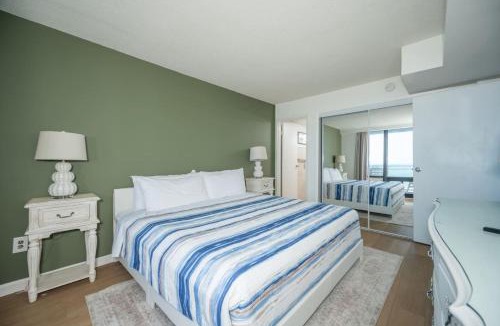 Northeast Virginia Beach House | Beachfront Condo Pool Surfing Fishing