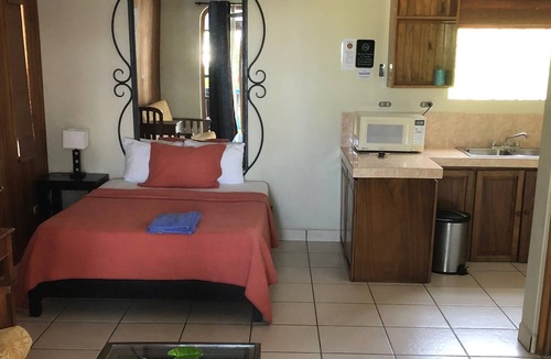 Jaco Condo | Beachfront Condo Paradise: 25ft to Ocean!