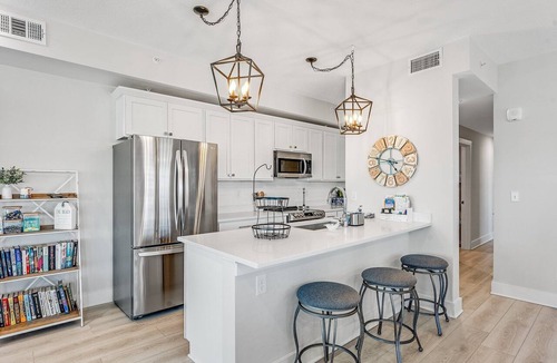 Mexico Beach Condo | Beachfront Condo Rooftop Pool Sleeps 8