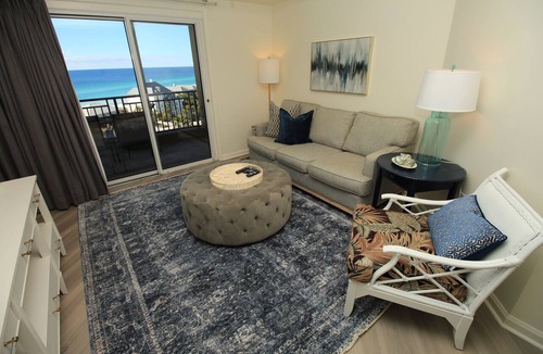 Sandestin Condo | Beachfront Condo Stunning 7th Floor Views and tram at Westwinds in Sandestin. Private beach