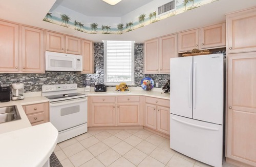 Destin Condo | Beachfront Condo. Stunning Views from Balcony.
