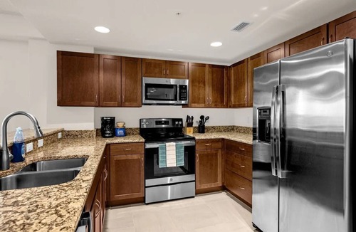 Ocean View Halifax Estates Condo | Beachfront Condo with Spacious Balcony - King Bed