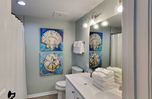 Navarre Beach Condo | Beachfront condo w/gorgeous Gulf views + resort pool