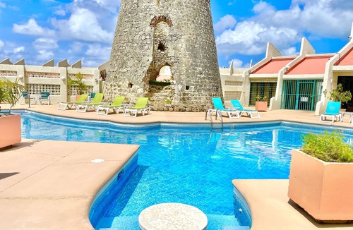 Estate Golden Rock Condo | Beachfront Condo in Christiansted with Ocean View
