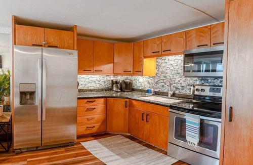 Punaluu Condo | Beachfront Condo with Amazing View