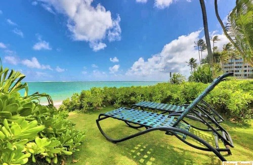 Punaluu Condo | Beachfront Condo with Pool and Beach Access