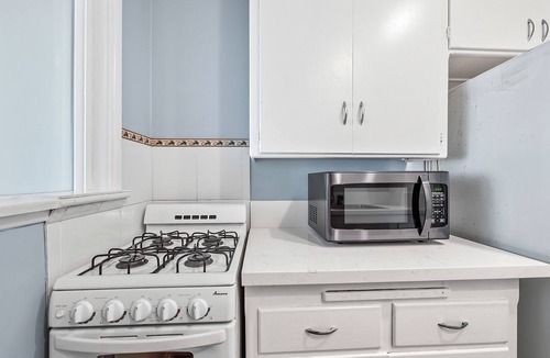 Carlsbad Village Condo | Beachfront condo with balcony & deck