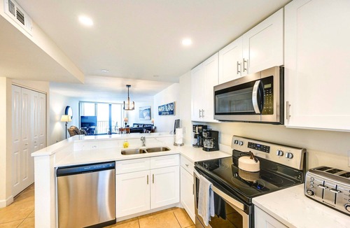 Marco Island Condo | Beachfront Condos 1604 (1 of 3 owned)see #4470410 & 1020310 ALL NEWLY REMODELED