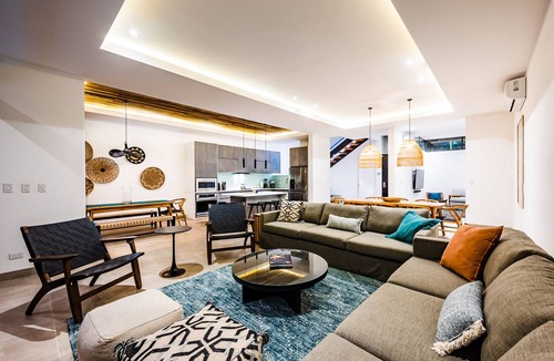 Potrero House | Beachfront! Enjoy Incredible Sunsets From Our Modern Home