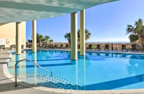 Dauphin Island House | Beachfront Dauphin Island Condo: Pool Access!