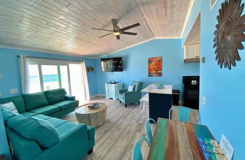 Surf Side Shores House | Beachfront & Dog Friendly!