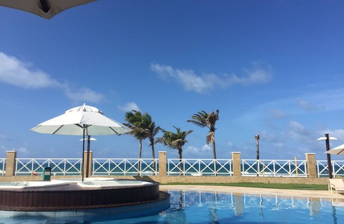 Porto das Dunas Apartment | Beachfront duplex 2km from Beach Park in the most complete condominium in Porto das Dunas.