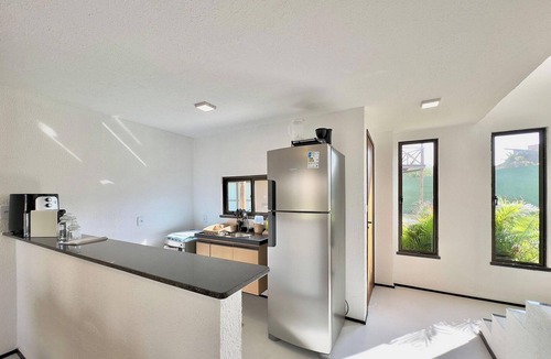 Barro Preto Condo | Beachfront Duplex B por Be My Guest