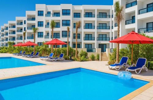 Al-Manasrah Ski Chalet | Beachfront Chalet in Porto Said, Egypt - Perfect Getaway