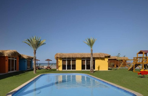 Hurghada Hotel | Beachfront Stay with Multiple Pools, Aquapark, Dining, Entertainment & Sports