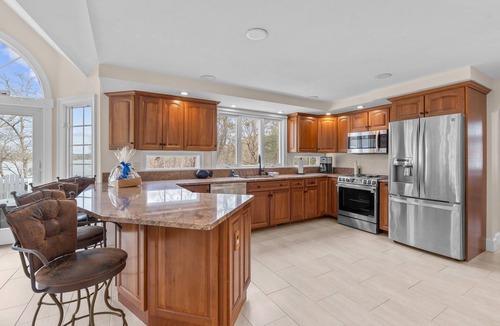 Buzzards Bay House | Beachfront Escape: Private Beach, Kayaks & Fire Pit