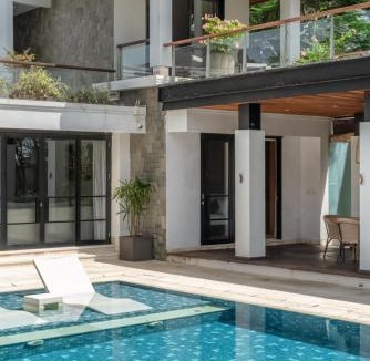 Kuta Selatan Villa | Beachfront Escape Villa