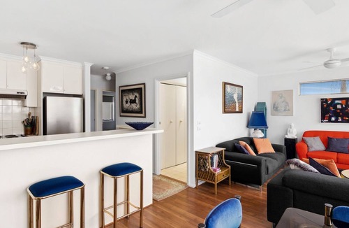 Torquay Apartment | Beachfront Esplanade Apartment 12-20 Ocean Views