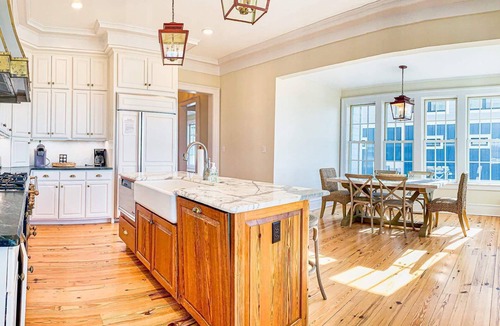 Cape Charles House | Beachfront Estate with Multi-Level Decks, Bay Creek
