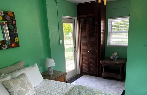 Estate Great Pond Apartment | Beachfront Estate - Apartment