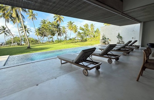 Las Terrenas Villa | BEACHFRONT exclusive & secluded 7-Bedroom Villa on Playa Manglar, Chef & Staff