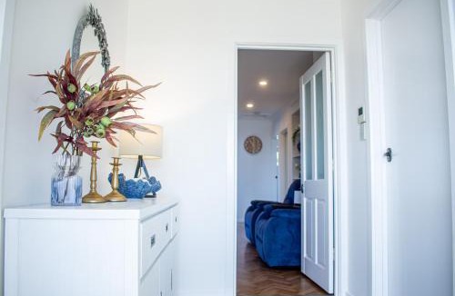 Encounter Bay House | Beachfront Getaway Pet-Friendly & Near Boat Ramp - Koala Stay