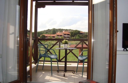 Aristotelis House | Beachfront stylish maisonette in Ierissos - Beach house by the sea!