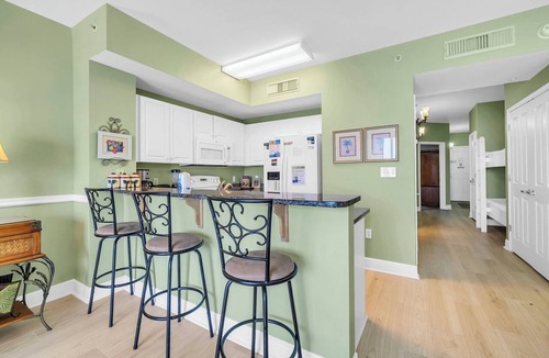 Miramar Beach Condo | 🏖️BeachFront-Heated Pools-HotTub-Tennis-Celadon 703🏖️