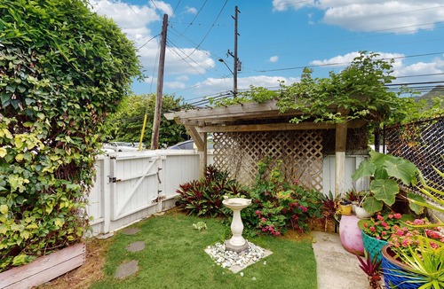 Hauula Cottage | Beachfront hideaway with breathtaking views & modern updates - steps to sand