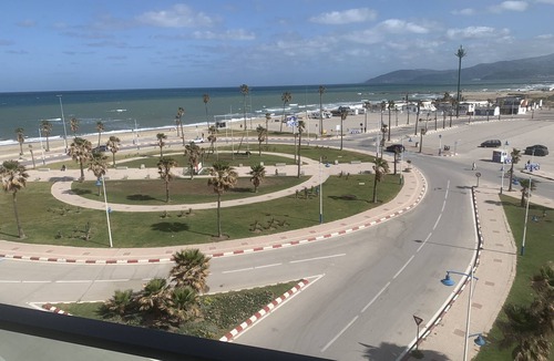 Miramar Apartment | Beachfront High Standard Flat