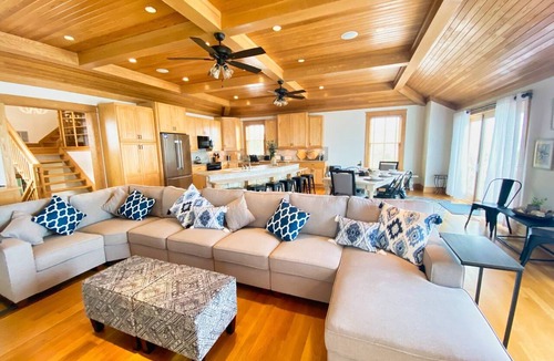 Cape Charles House | Beachfront Home with Sunset Views, Bay Creek Access