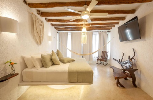 Isla Holbox Hotel | Beachfront Hotel La Palapa - Adults Only