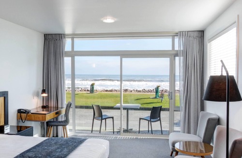 Hokitika Hotel | Beachfront Hotel