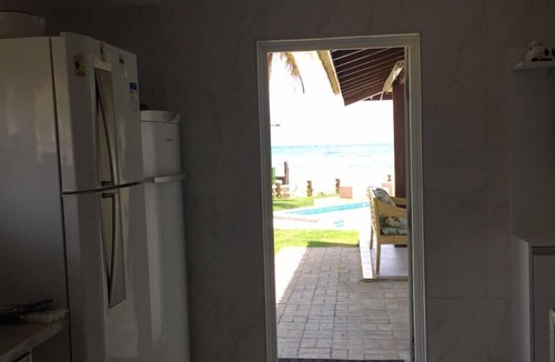 Catu de Abrantes House | Beachfront House (On the Sand)
