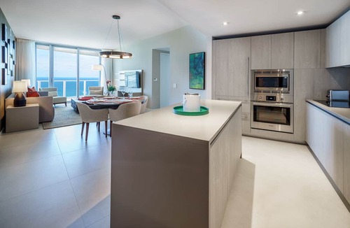 Hollywood South Central Beach Apartment | BeachFront @Hyde GreatOceanView 2BR Suite