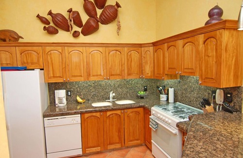 Downtown Puerto Vallarta Condo | !BEACHFRONT IN THE CITY CENTER! SUMMER 2026 SPECIAL, ONLY 199/NT!